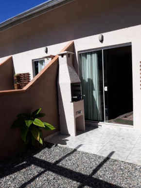 Отель Casa do Nei  Бомбиньяс